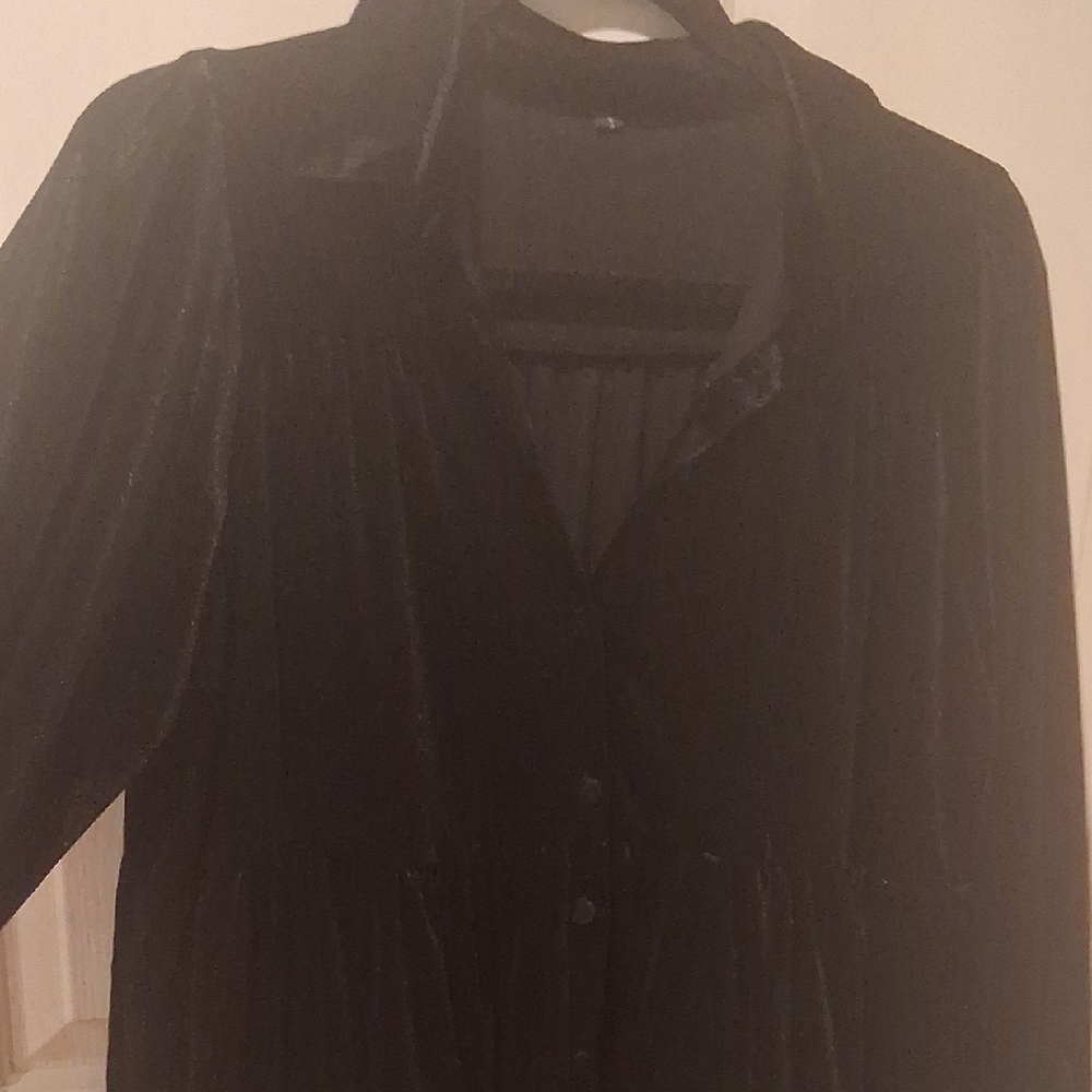 Elegant Black Velvet Women's Coat
